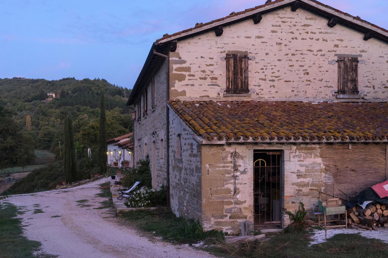 Agriturismo L'Oca Blu Hotel Gubbio Exterior foto